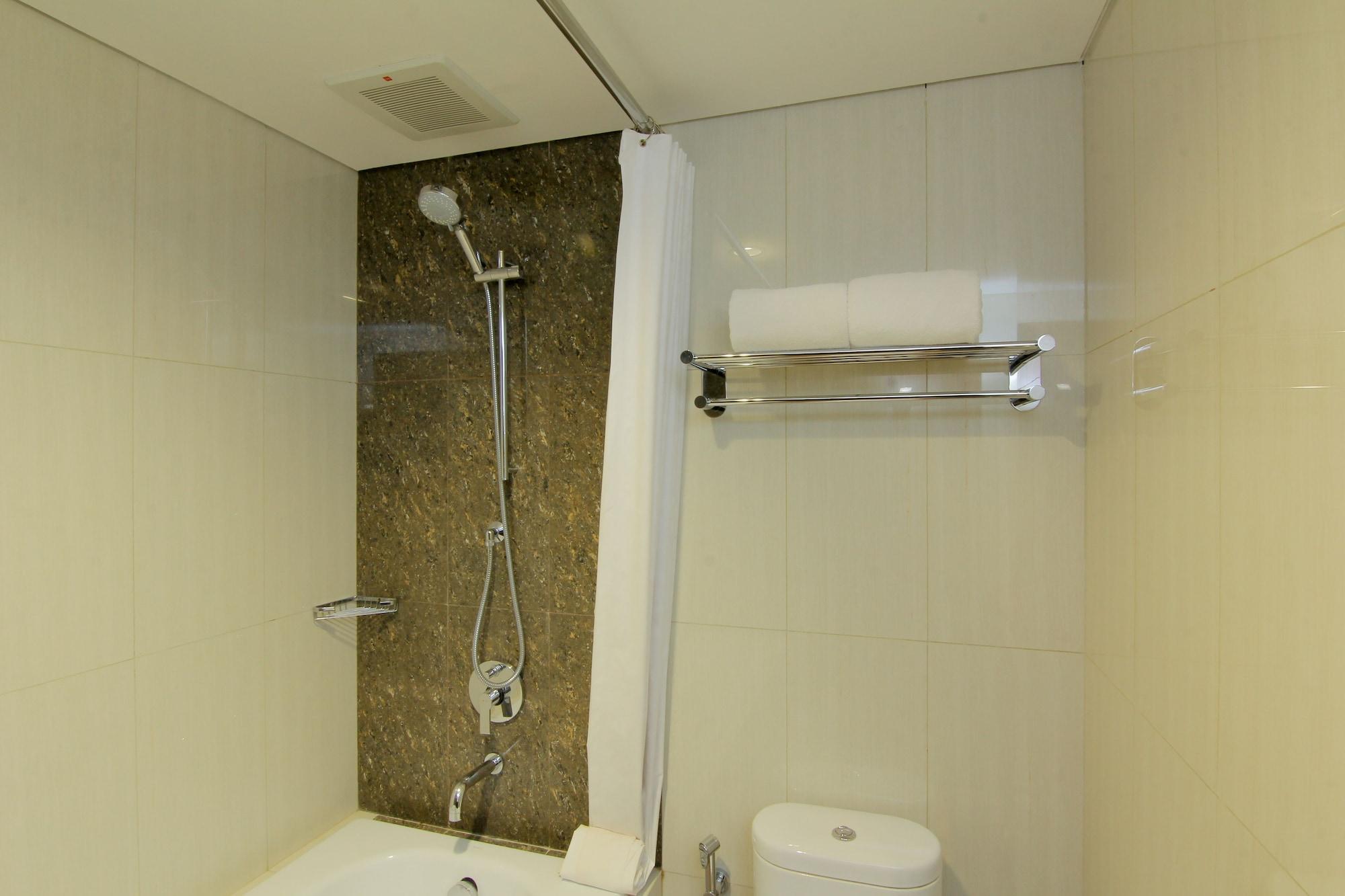 Melati The Atrium Hotel & Resort Yogyakarta מראה חיצוני תמונה