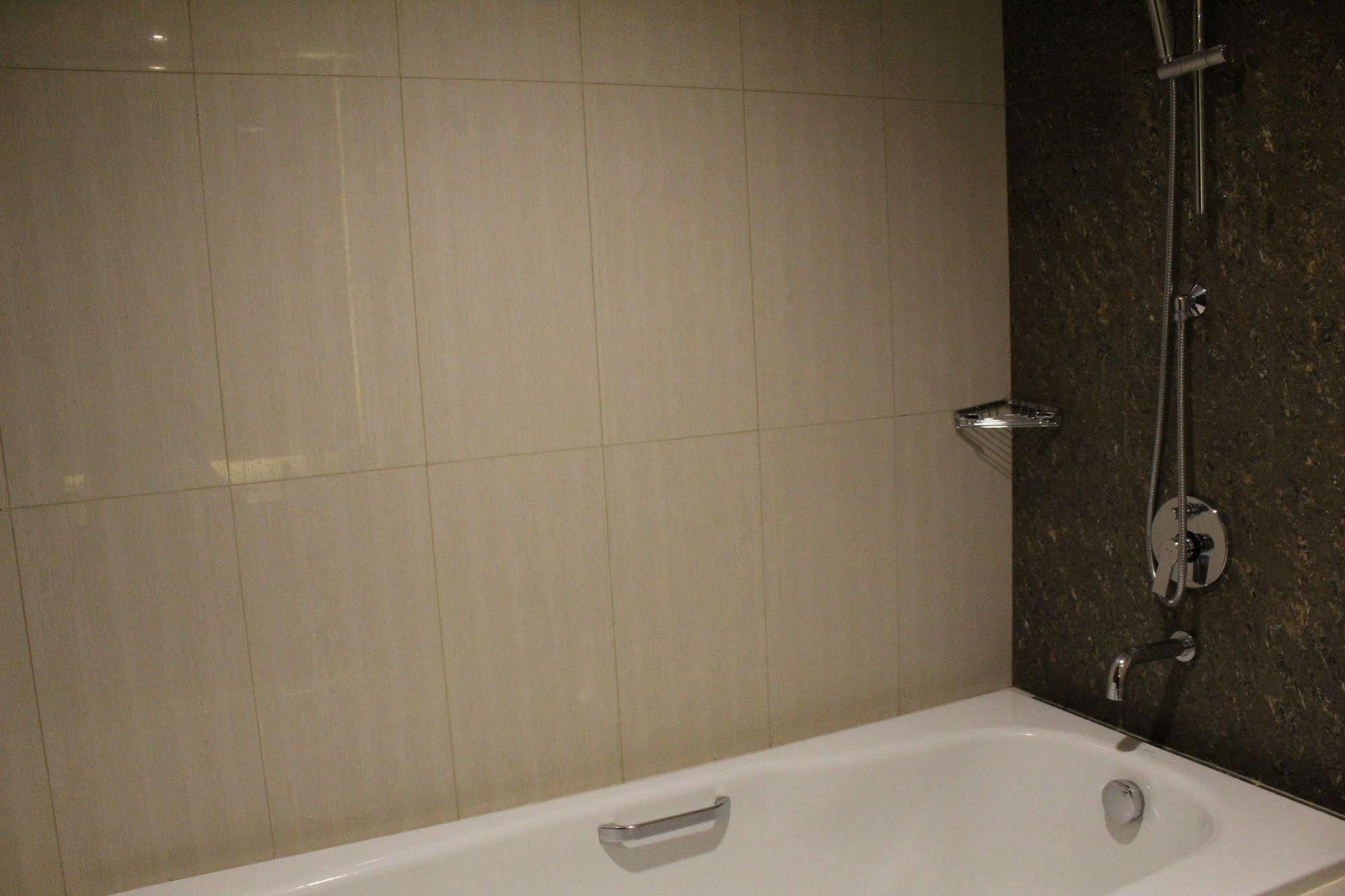 Melati The Atrium Hotel & Resort Yogyakarta מראה חיצוני תמונה