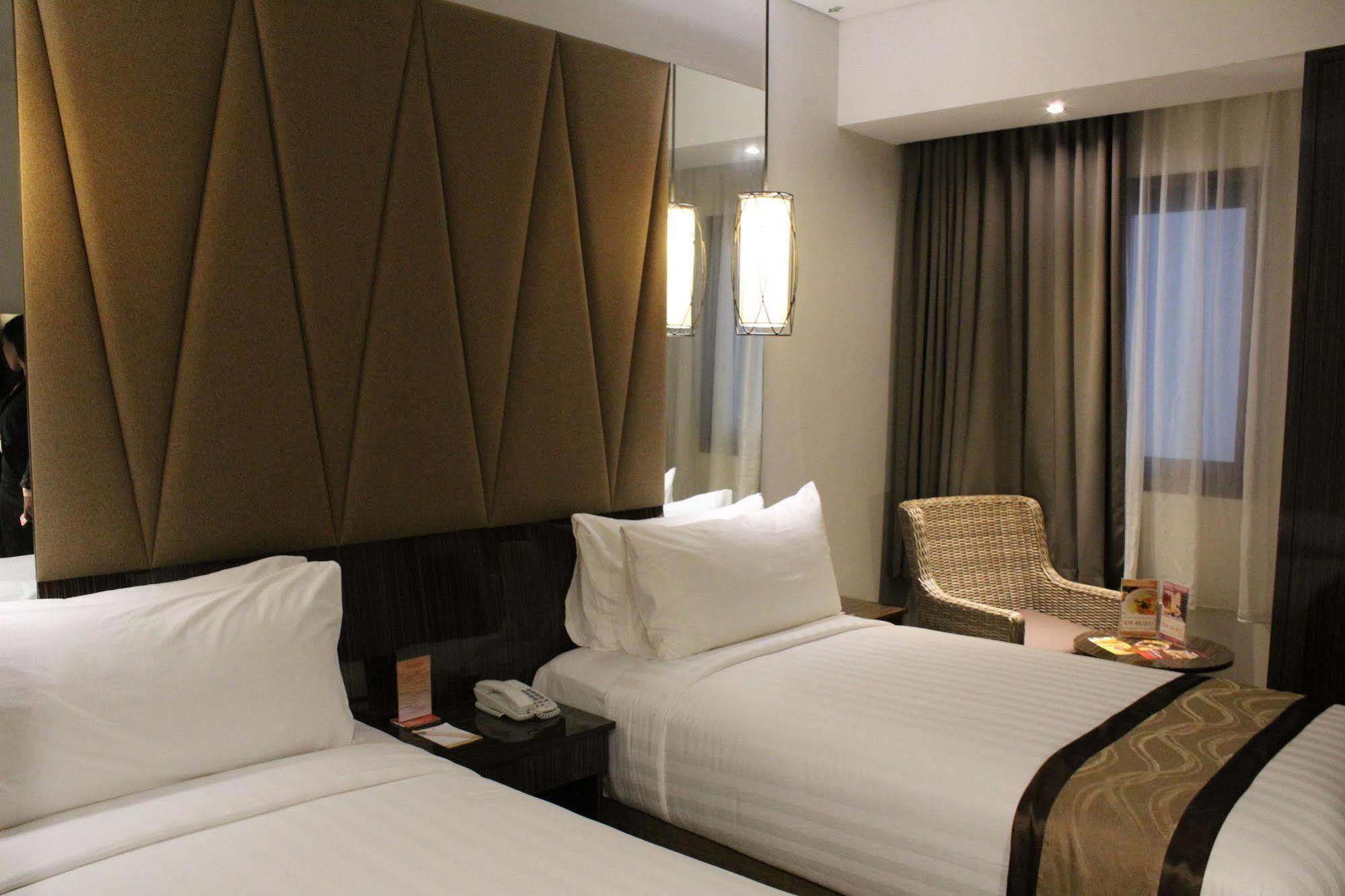 Melati The Atrium Hotel & Resort Yogyakarta מראה חיצוני תמונה