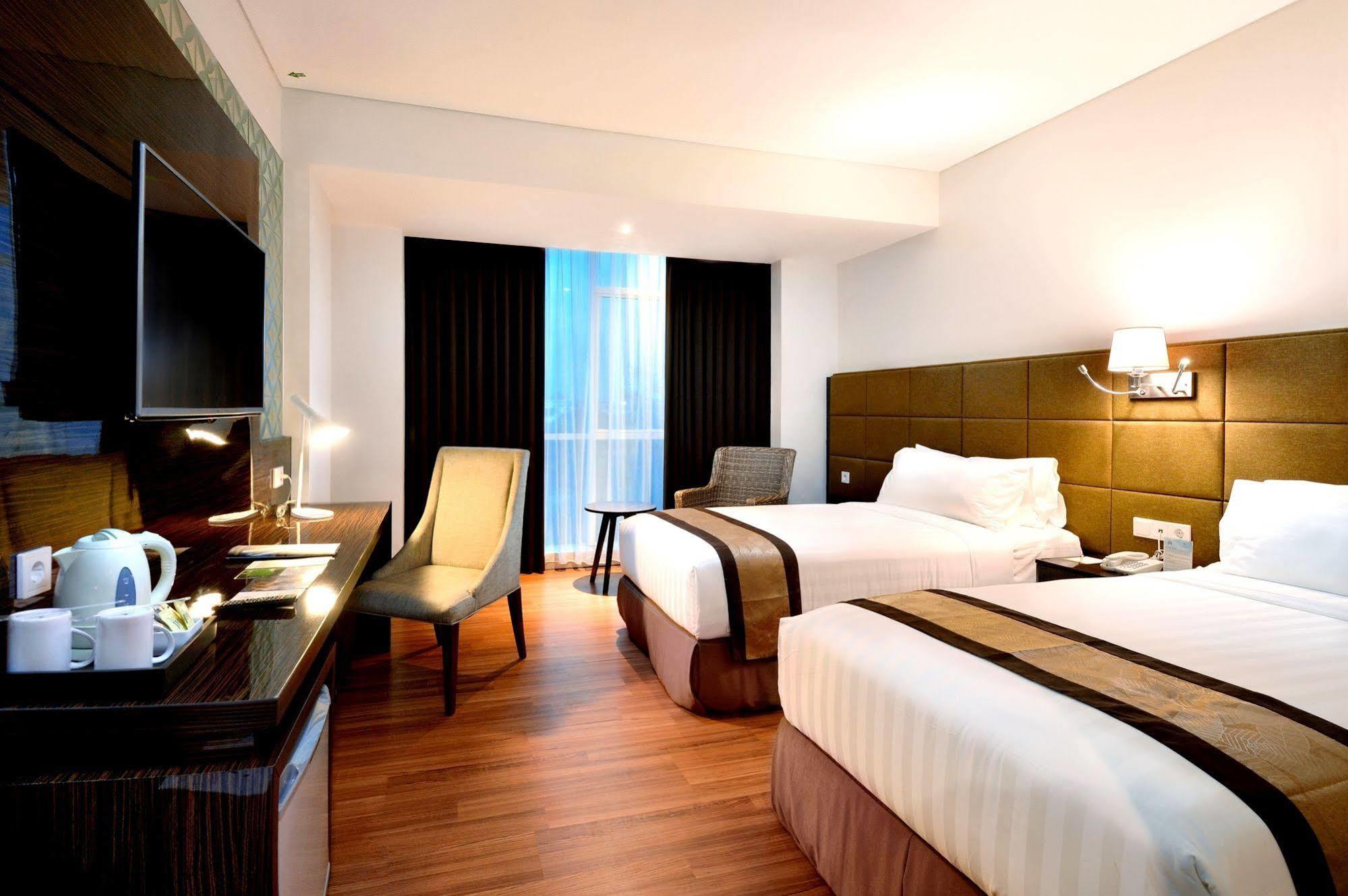 Melati The Atrium Hotel & Resort Yogyakarta מראה חיצוני תמונה