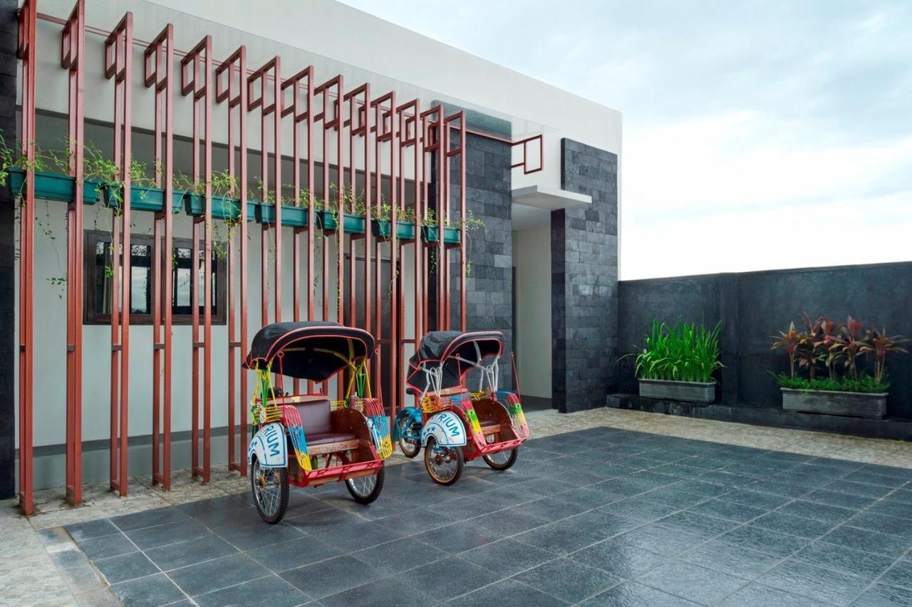 Melati The Atrium Hotel & Resort Yogyakarta מראה חיצוני תמונה