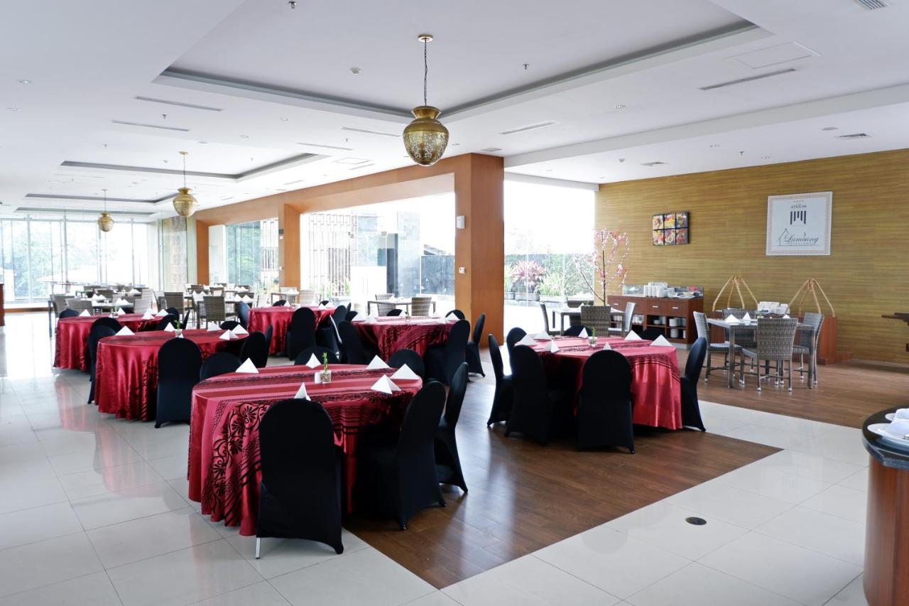 Melati The Atrium Hotel & Resort Yogyakarta מראה חיצוני תמונה